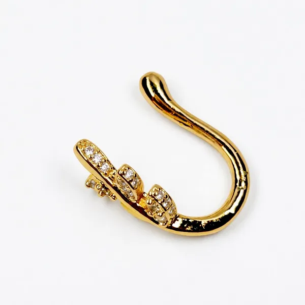 Enchanted_Leaf_Nose_Pin
