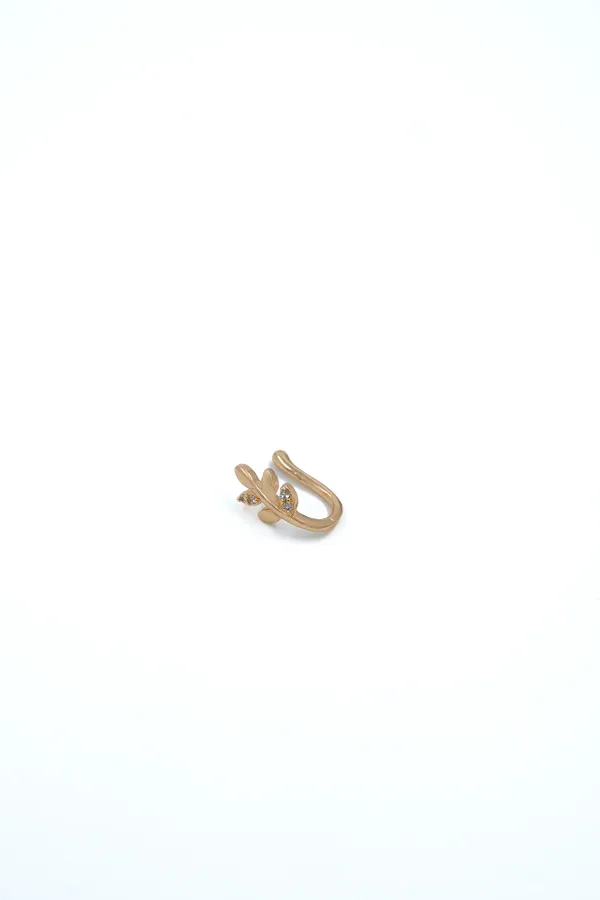 Enchanted_Leaf_Nose_Pin