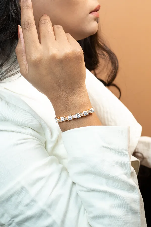 Regal_Radiance_Bracelet