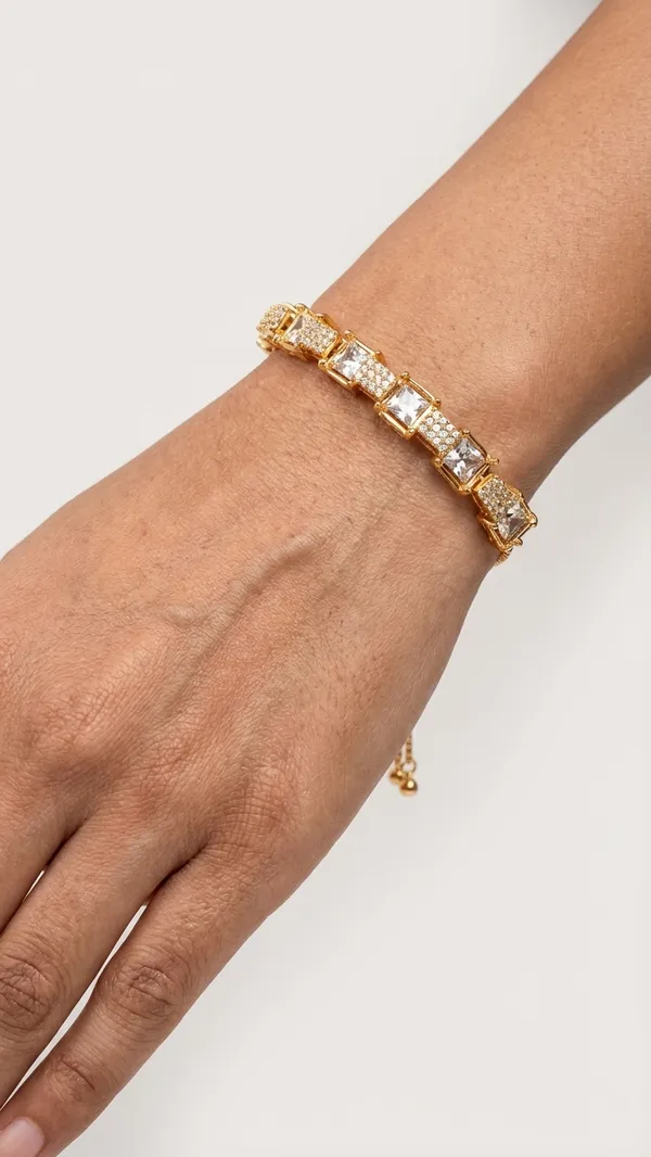Regal_Radiance_Bracelet