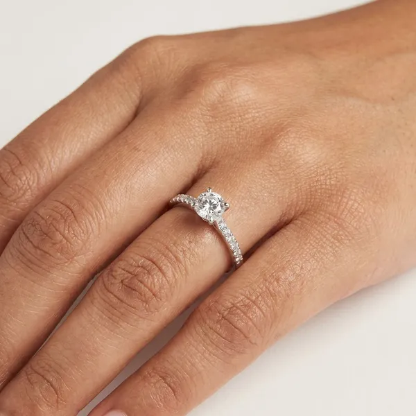 Radiant_Halo_Chain_Ring