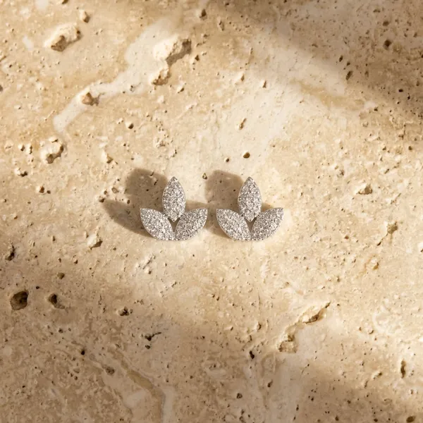 Triple_Leaf_Sparkle_Stud_Earrings