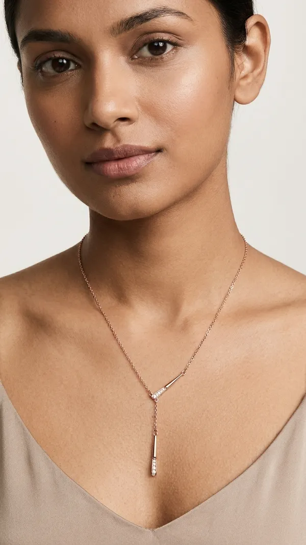 Golden_Sleek_Drop_Pendant_Necklace
