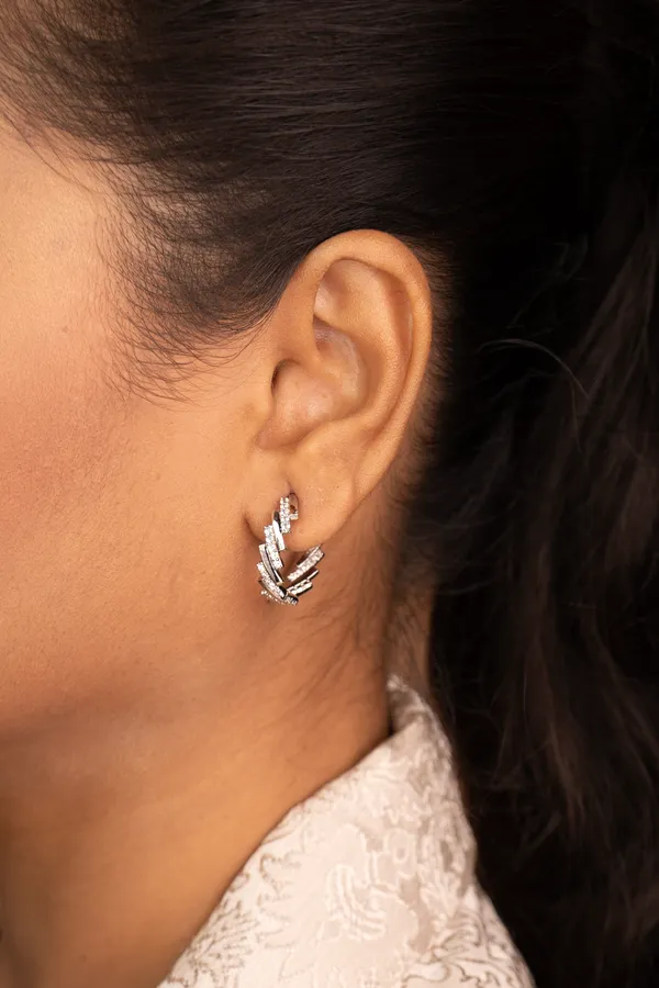 Golden_Radiance_Crawler_Earrings