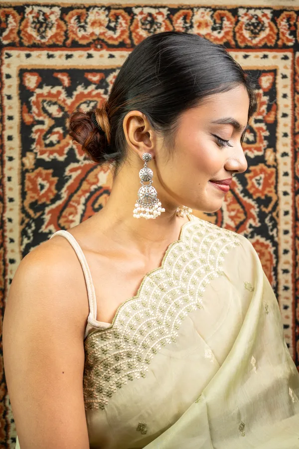 Regal_Bloom_Pearl_Jhumka_Earrings