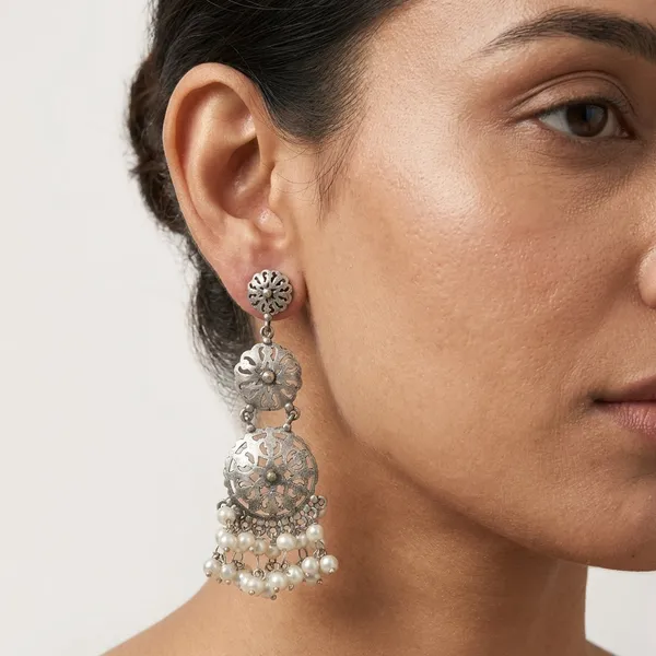 Regal_Bloom_Pearl_Jhumka_Earrings