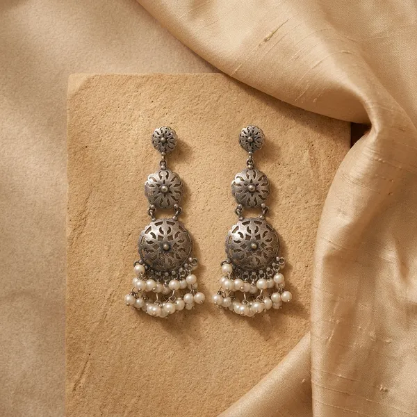 Regal_Bloom_Pearl_Jhumka_Earrings