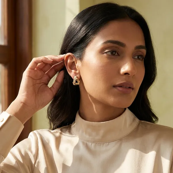 Sparkling_Triangle_Pave_Hoop_Earrings