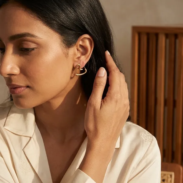 Golden_Heartbeat_Hoops