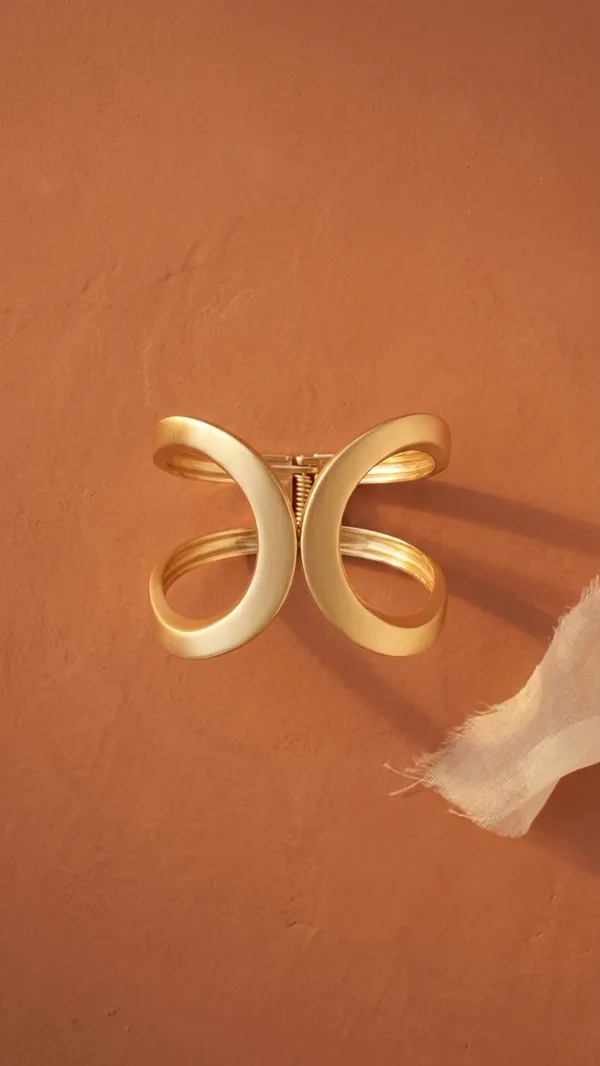 Chunky_Gold_Bracelet