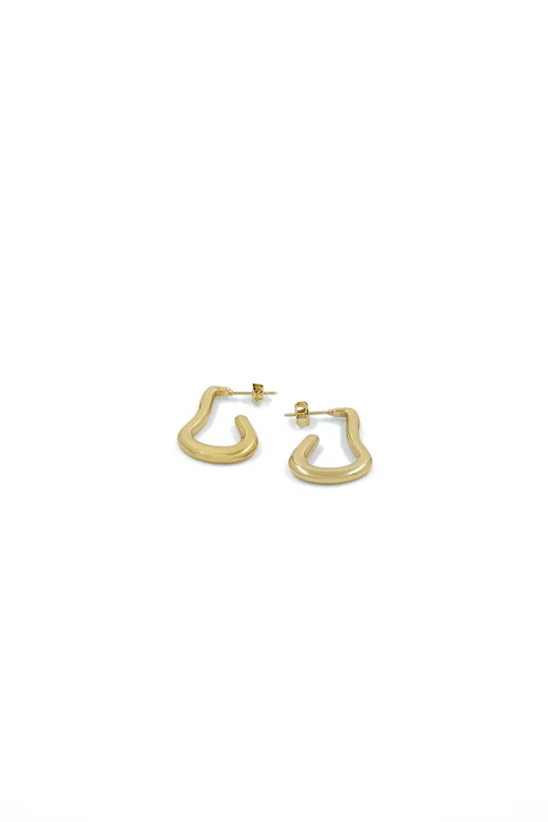 Minimal_Gold_Dangling_Earrings