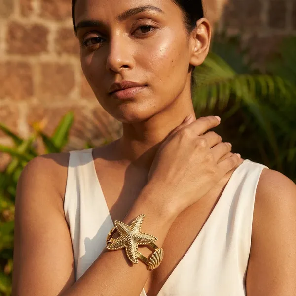 Ocean_Shell_Starfish_Gold_Cuff_Kada