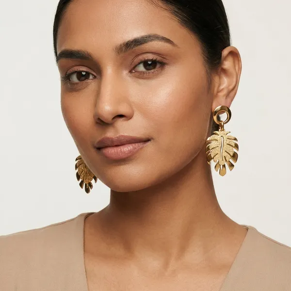 Golden_Tropical_Leaf_Dangle_Earrings
