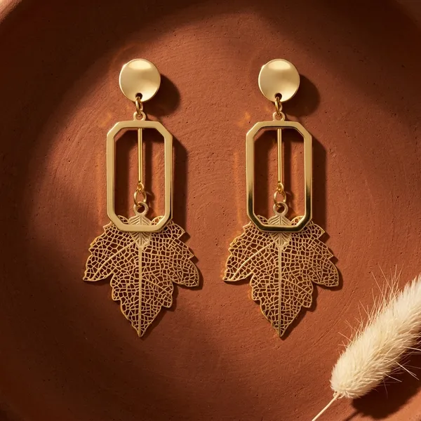 Golden_Leaf_Geometric_Drop_Earrings