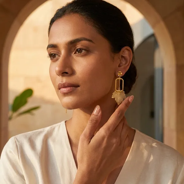 Golden_Leaf_Geometric_Drop_Earrings