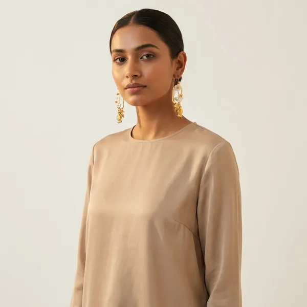 Elegant_Floral_Charm_Drop_Earrings