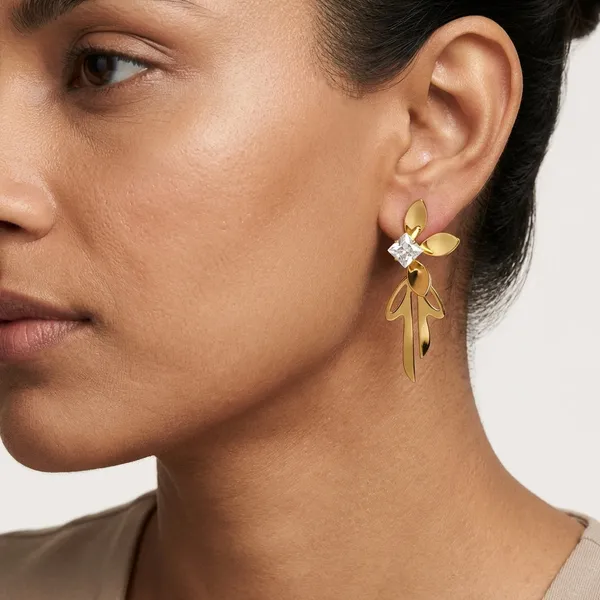 Gold_Leaf_Crystal_Drop_Earrings