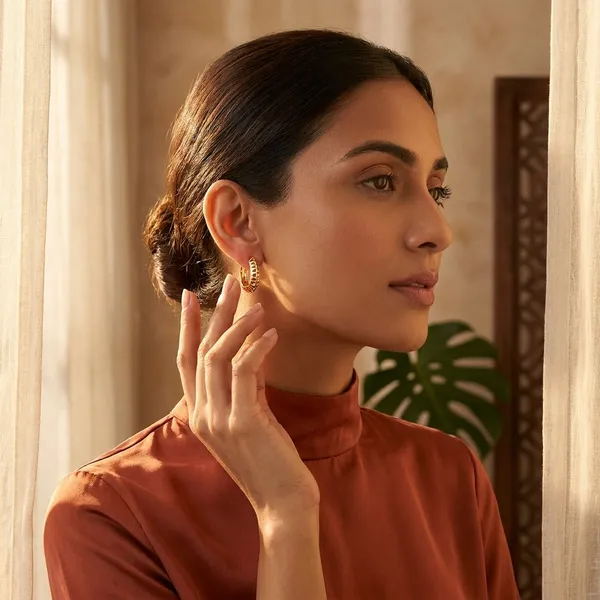 Gold_Textured_Half_Hoop_Earrings
