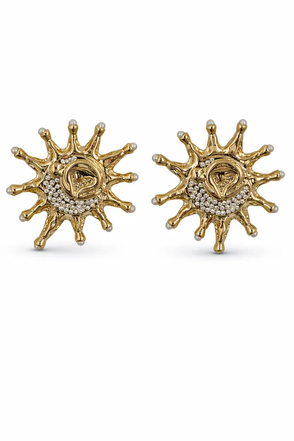 Aurum_Pearl_Star_Glam_Studs