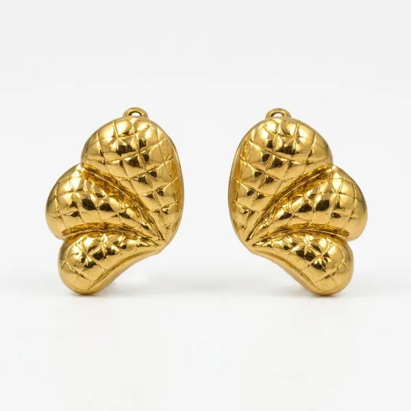 Pusha_Textured_Golden_Leaf_Statement_Earrings