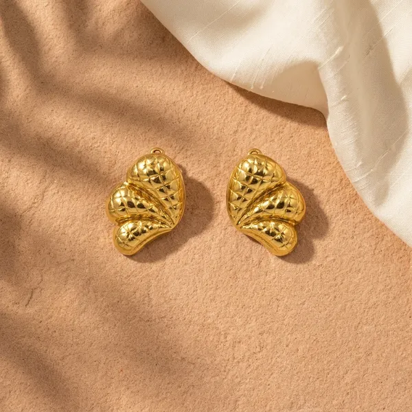 Pusha_Textured_Golden_Leaf_Statement_Earrings
