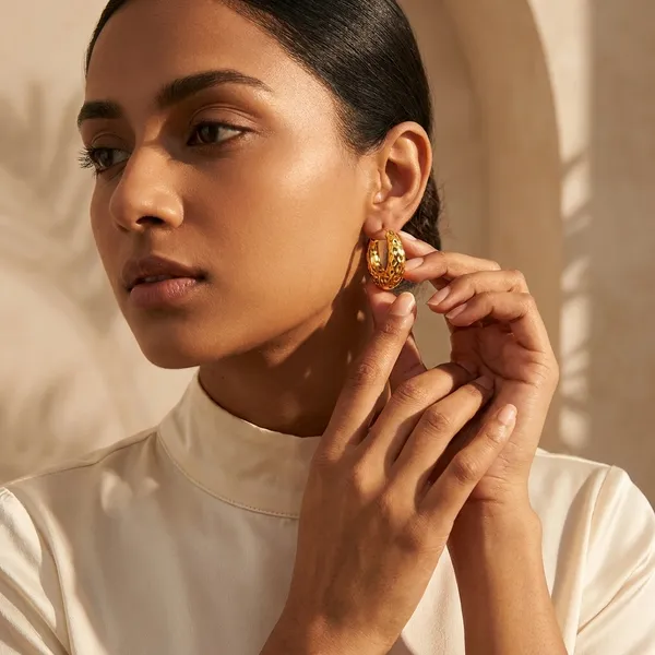 Gold_Textured_Hoop_Earrings