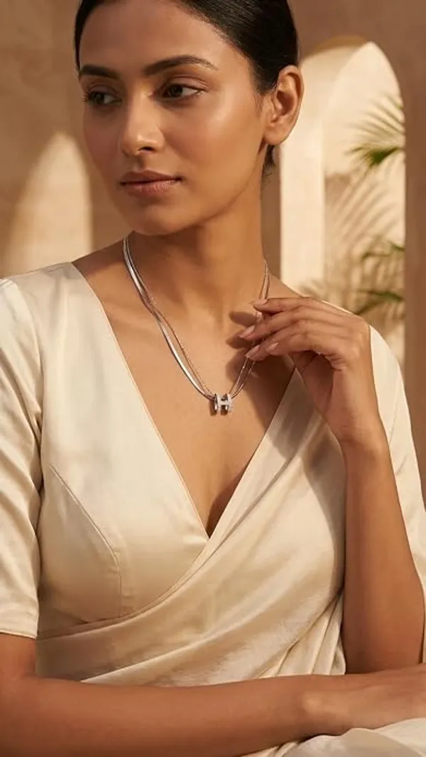 Pusha_Halo_H_Pendant_Necklace_for_Women