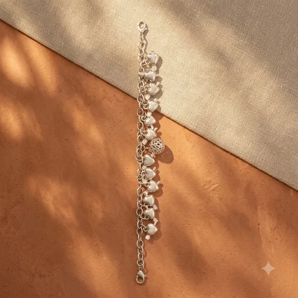 Silver_Heart_Charm_Bracelet