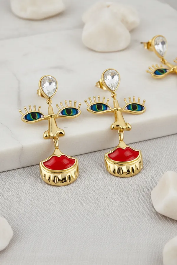 Luxe_Look_Eye_Lip_Earrings