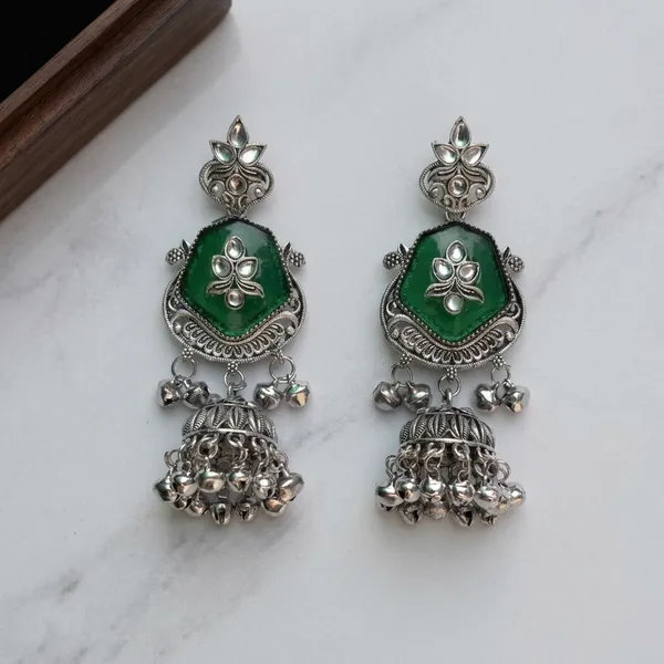 Green_&_Silver_Oxidised_Brass_Leaf_Motif_Jhumka_Earrings_For_Women