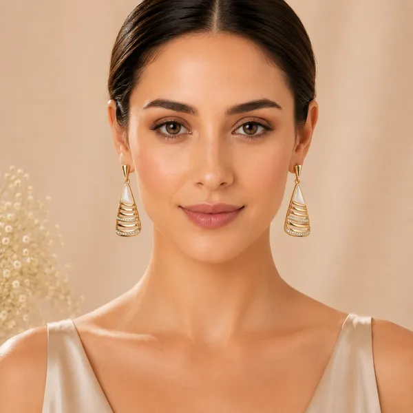 White_and_Golden_Hanging_Earings