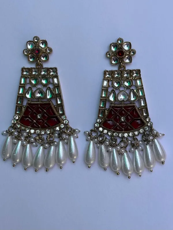 Red_&_White_Meenakari_Kundan_Chandbali_Earrings_For_Women
