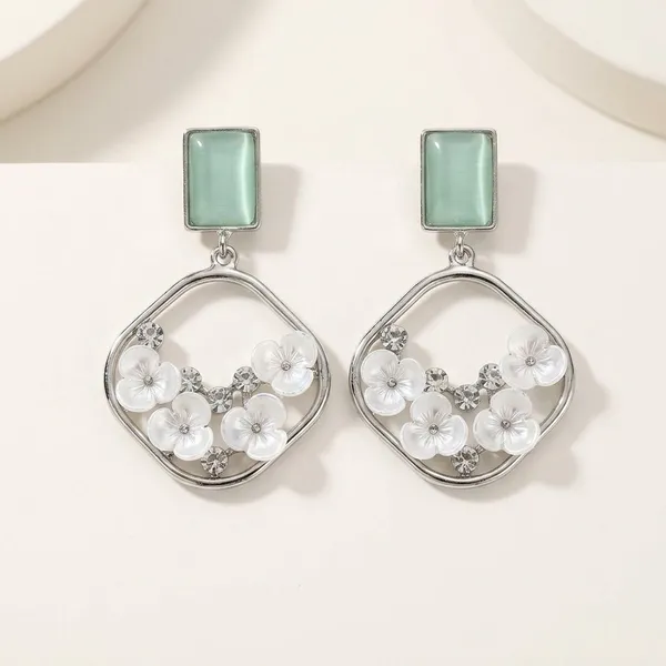 Silver_Brass_Anti-Tarnish_Floral_Mother_Of_Pearl_Drop_Earrings_For_Women