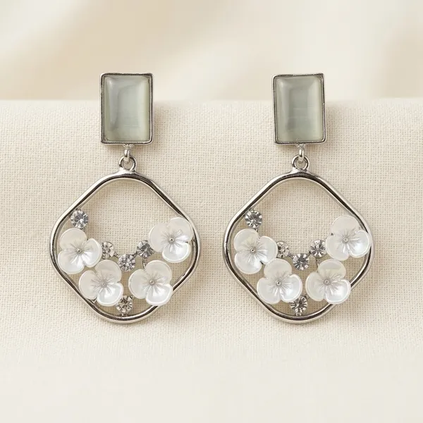 Silver_Brass_Anti-Tarnish_Floral_Mother_Of_Pearl_Drop_Earrings_For_Women