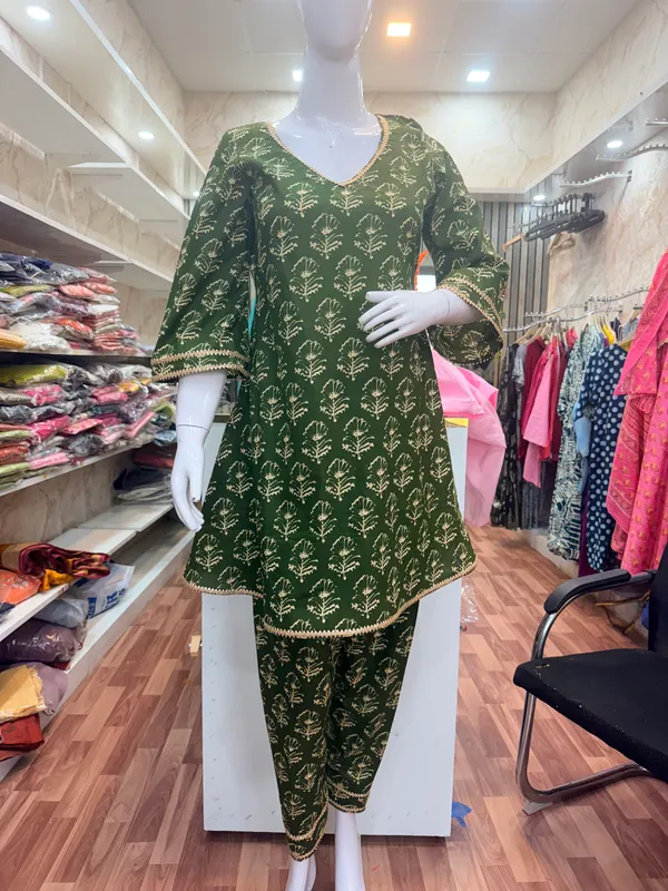 Green_Elegant_Design_Farsi_Pant_With_A_Line_Kurti_Dupatta_For_Women