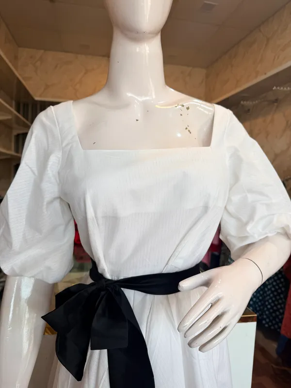 White_And_Black_Elegant_Design_Long_Sleeve_Belted_Midi_Dress_For_Women_For_Women