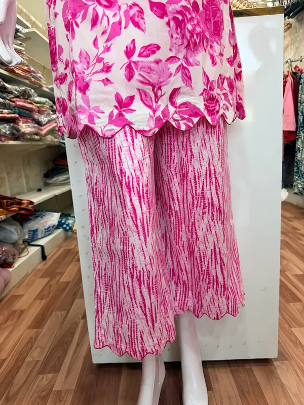 Pink_And_White_Elegant_Design_Short_Kurti_With_Plazo_For_Women