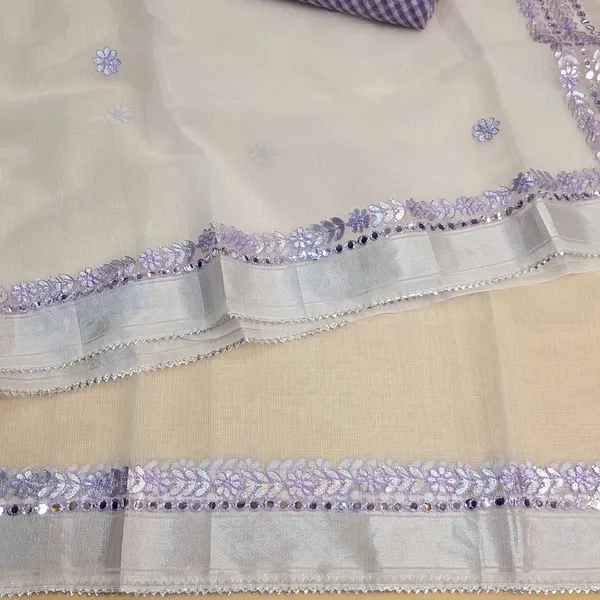 White_And_Purple_Kota_Cotton_Saree_For_Womens
