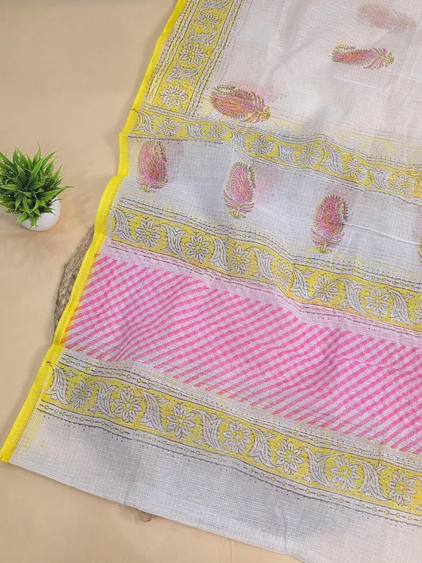 Yellow_Kota_Cotton_Suit_Unstiched_Dress_Material_For_Womens