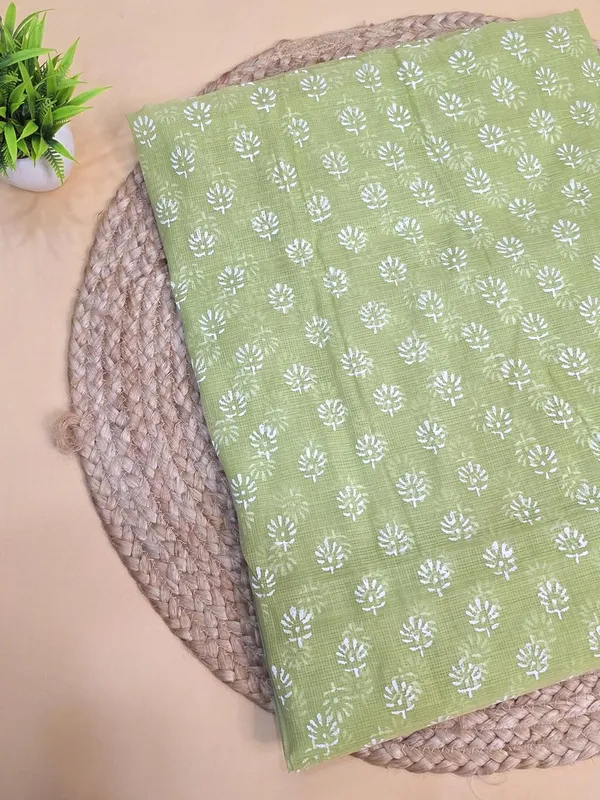 Green_Kota_Cotton_Suit_Unstiched_Dress_Material_For_Womens