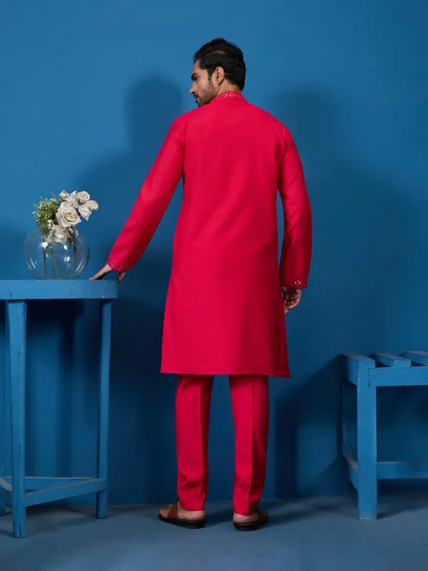 Fuschia_Pink_Blend_Mirror_Work_Embellished_Kurta_Pajama_Set_For_Men