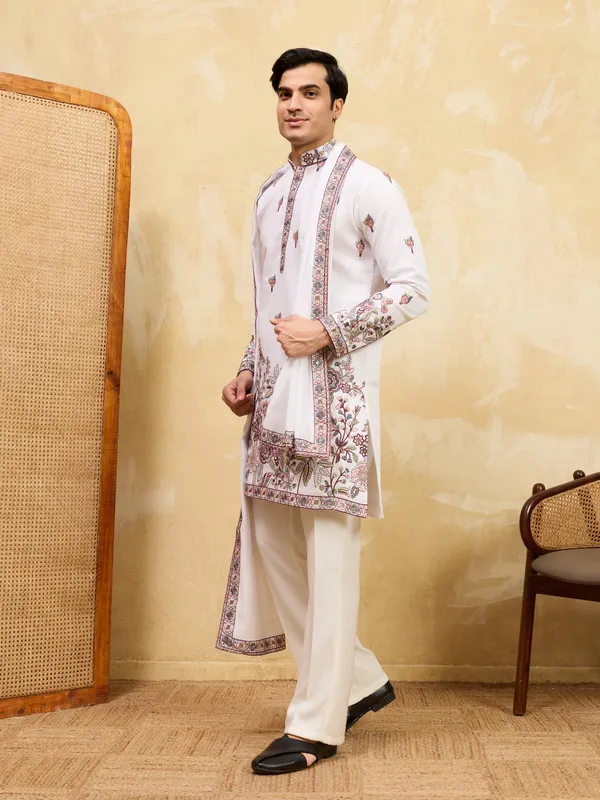 White_Jain_Cotton_Silk_Floral_Embroidered_Kurta_Set_For_Men