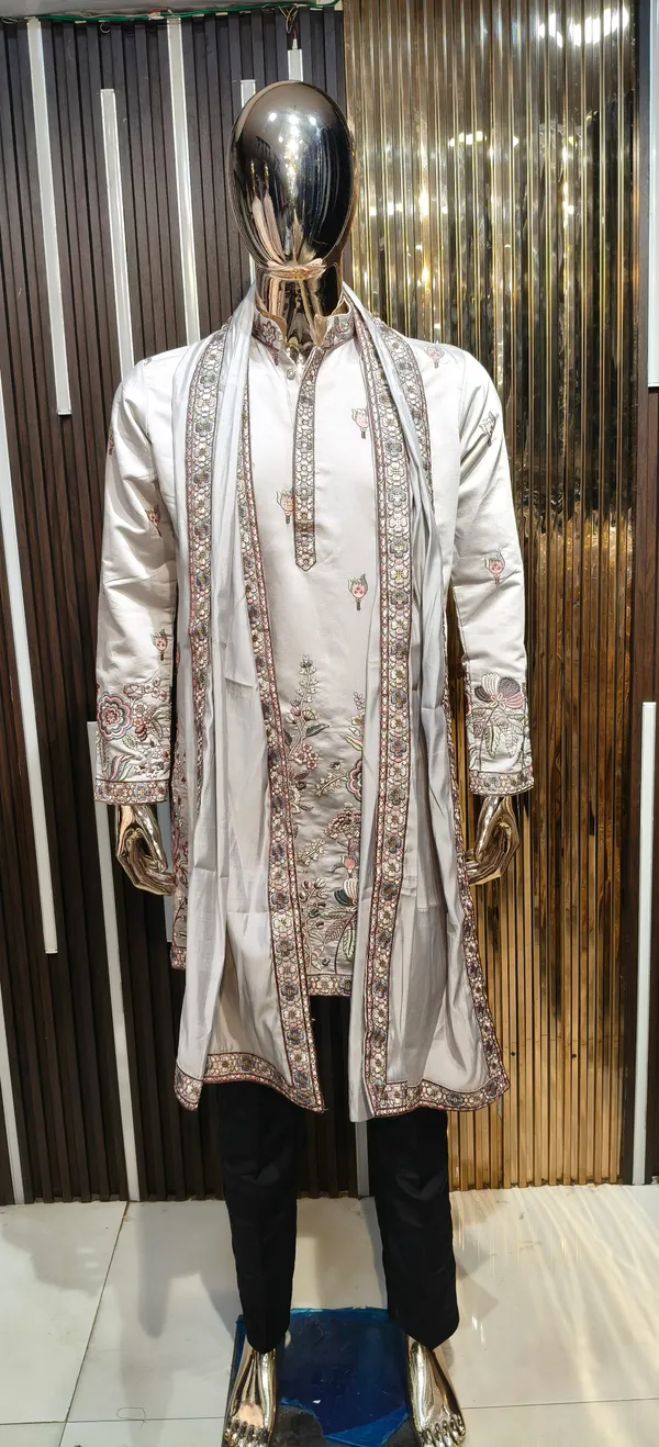 Mauve_Silk_Blend_Embroidered_Sherwani_Kurta_Set_For_Men
