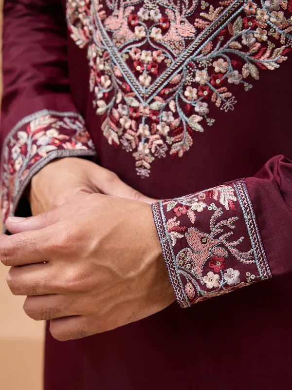 Maroon_Art_Silk_Embroidered_Kurta_Set_With_Stole_For_Men