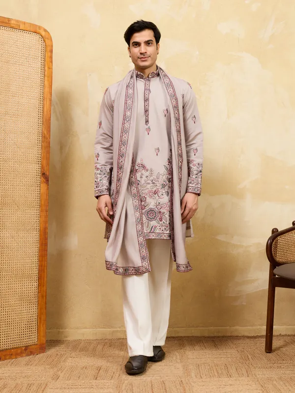 Mauve_Silk_Blend_Floral_Embroidered_Kurta_Set_With_Dupatta_For_Men