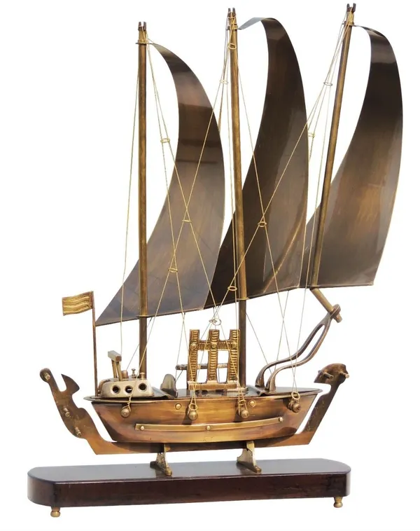 Am_Home_Decor_Decorative_Showpiece_-_30_cm_(Metal,_Multicolor)
