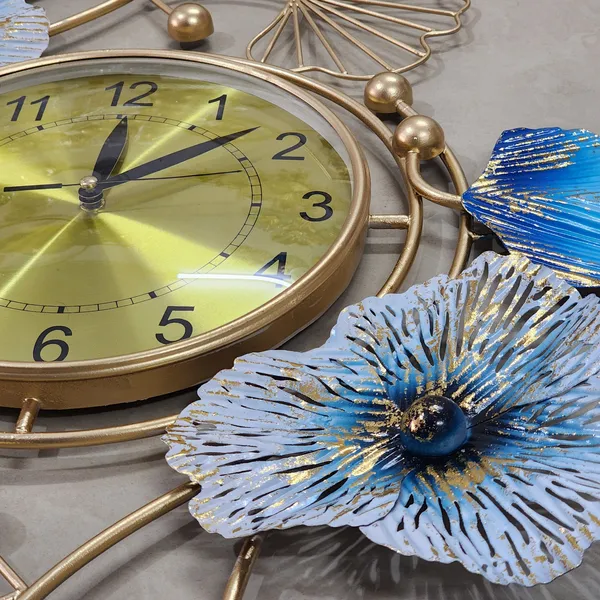 AM_Home_Decor_3D_Glass_Floral_Metal_Hanging_Wall_Clock_for_Farm_House/Living_Room/Bedroom/Hall/Dining_Hall_(36_X_1_X_21_Inch)