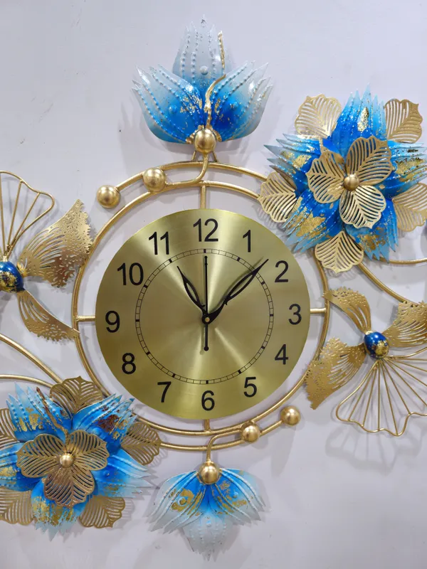 AM_HOME_Decor_Premium_Metal_Hanging_Wall_Clock_Floral_Decorative_for_Farm_House/Living_Room/Bedroom/Hall/Dining_Hall_Decoration_with_Antique_Design_&_Glossy_Finish_(36_X_1_X_21_Inch)_(Gold_&_Blue)