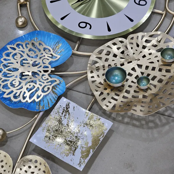 Amhomedecor_Analog_63_cm_X_40_cm_Wall_Clock_(Multicolor,_Without_Glass,_Standard)