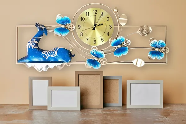 Amhomedecor_Analog_60_cm_X_100_cm_Wall_Clock_(Multicolor,_Without_Glass,_Standard)